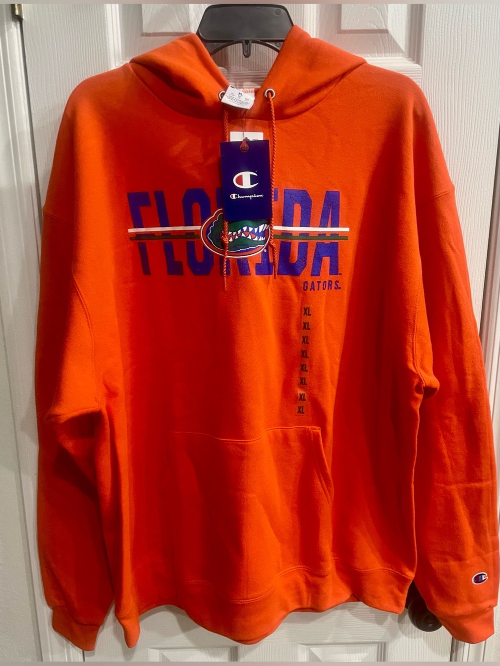 Florida Gators - Men's Hoodie By Champion - XL - Features kangaroo pocket - NEW